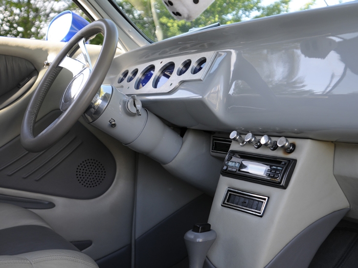 1947 Ford dash panel #9